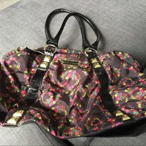 Betseyville Purse